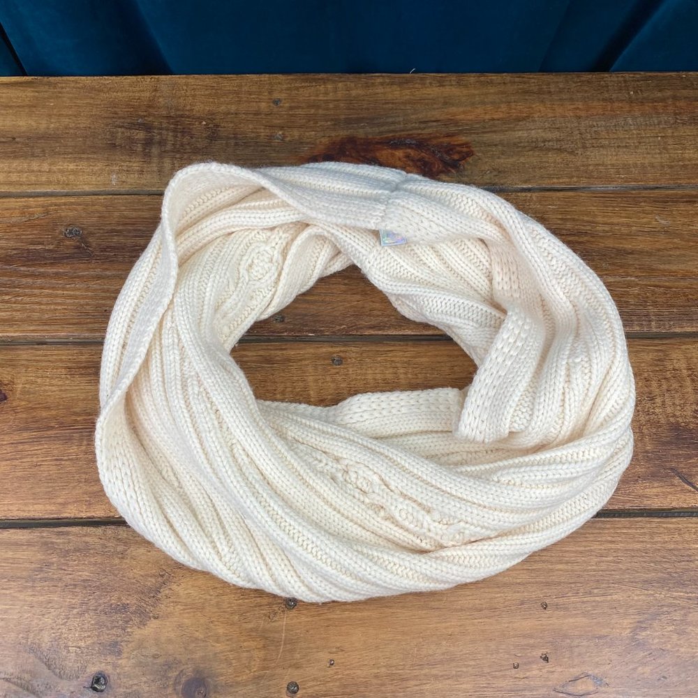 Diane Von Furstenberg Wool Infinity Scarf Ivory - Picture 1 of 6